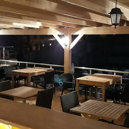 Mini Star Hotel